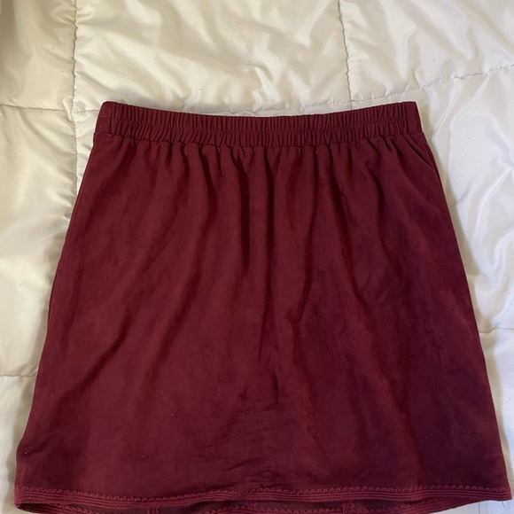 Boutique Skirt - Picture 3 of 3